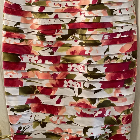 DressBarn Spaghetti Strap Floral Design Dress - Picture 3 of 8